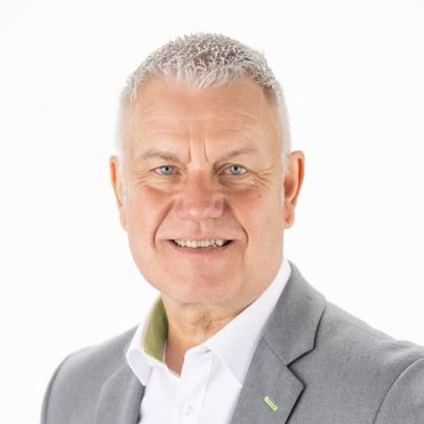 Dr. Christian Stempf